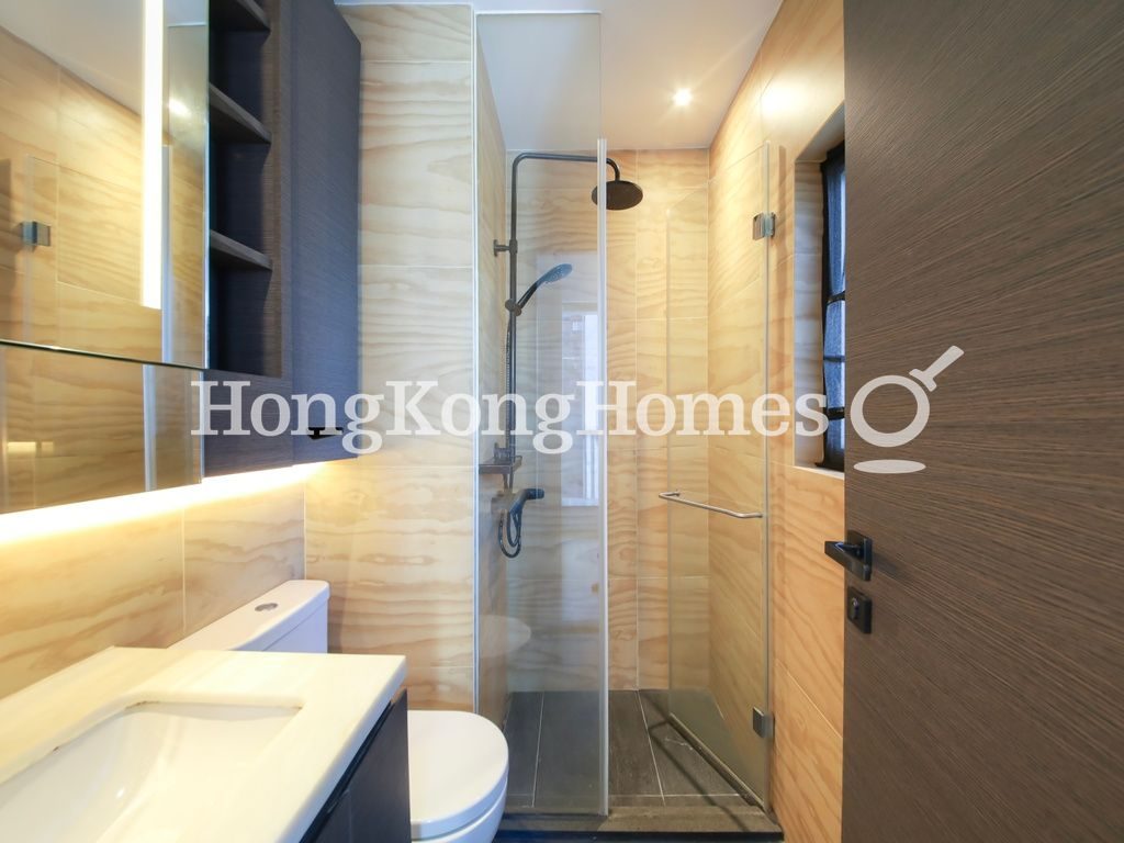 Ensuite Bathroom — Artisan House, Sai Ying Pun