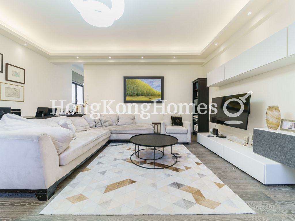 Living and Dining Room — Beaconsfield Court - Block E, Shouson Hill