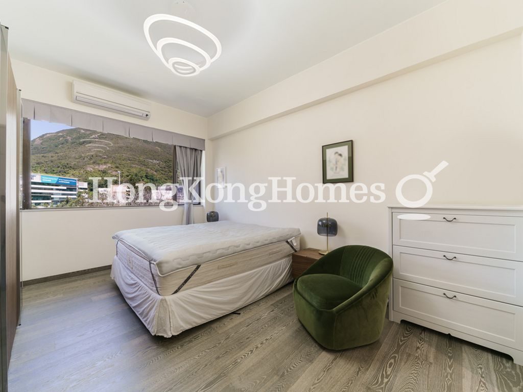 Master Bedroom — Beaconsfield Court - Block E, Shouson Hill