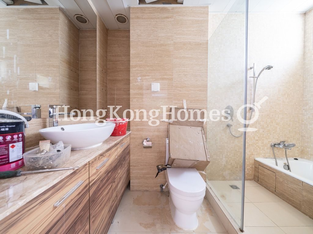 Master Bathroom — Deepdene - Block E, Deep Water Bay