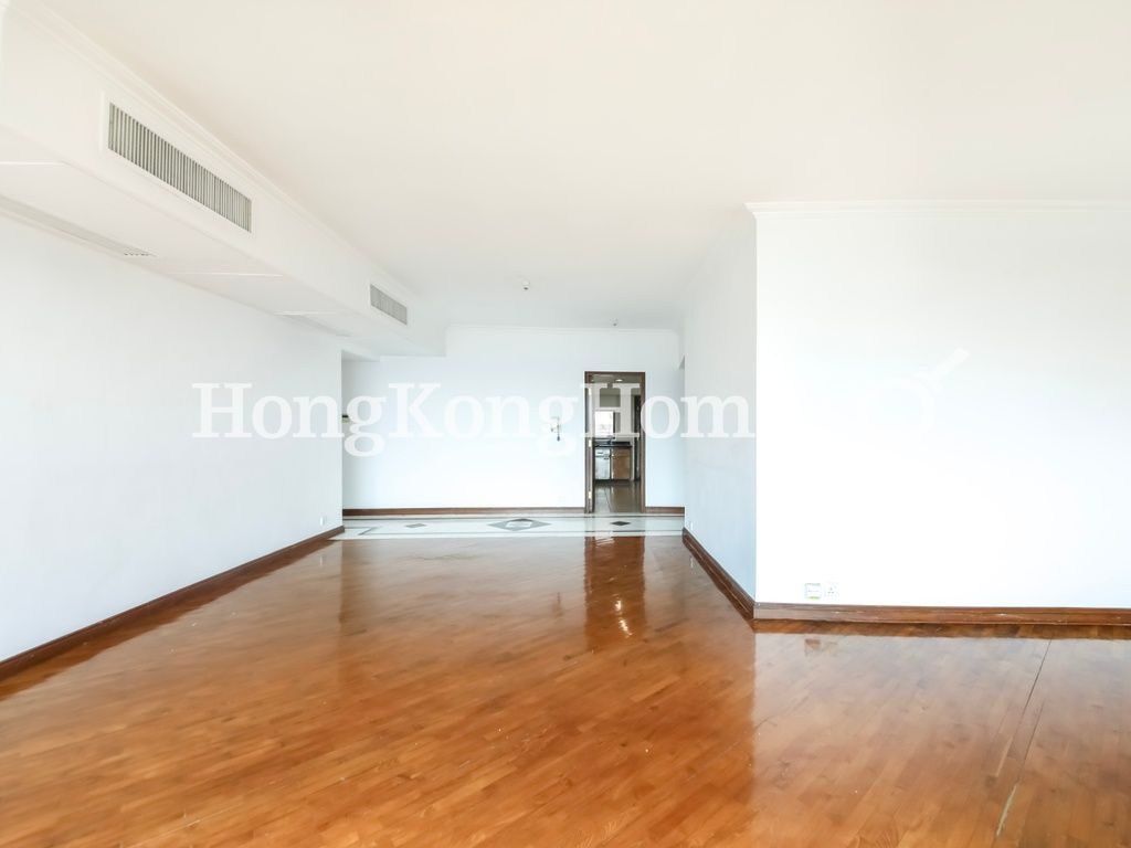 Living and Dining Room — Dynasty Court - Block 04, Mid-levels Central