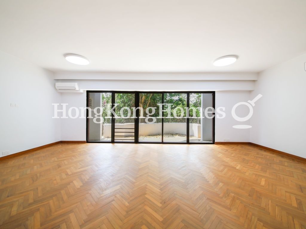 Living and Dining Room — Pine Grove - Block 05, Pokfulam