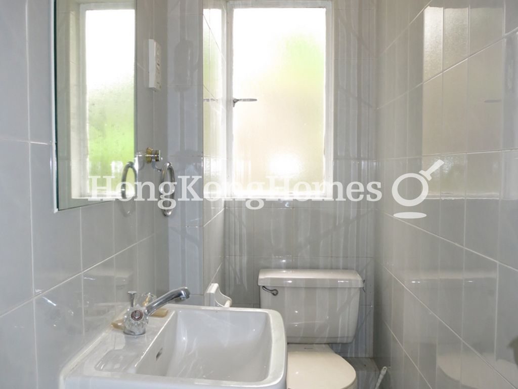 Guest Powder Room — Deepdene - Block C, Deep Water Bay