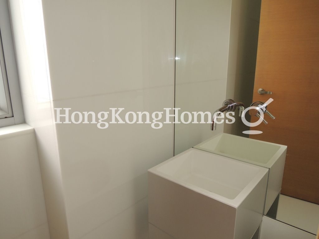 Guest Powder Room — The Carmina - Block A-B, Deep Water Bay