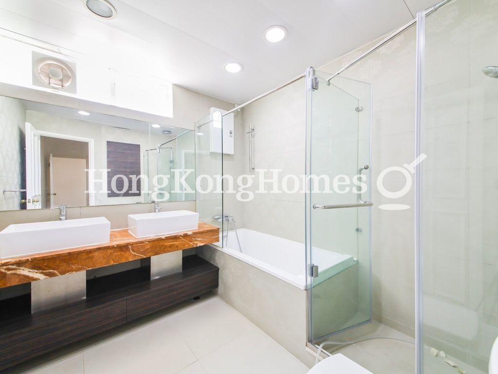 Master Bathroom — Deepdene - Block G, Deep Water Bay