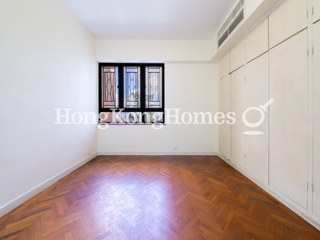 Fourth Ensuite Bedroom — TaiPan Court, Mid-levels East