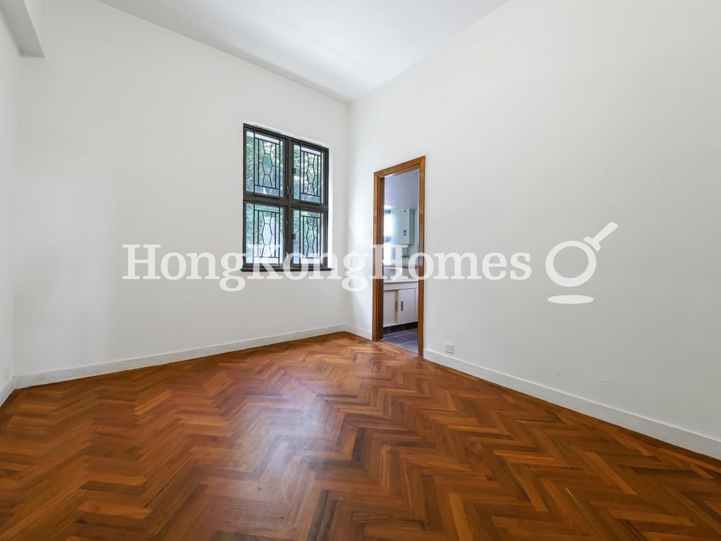 Third Ensuite Bedroom — TaiPan Court, Mid-levels East