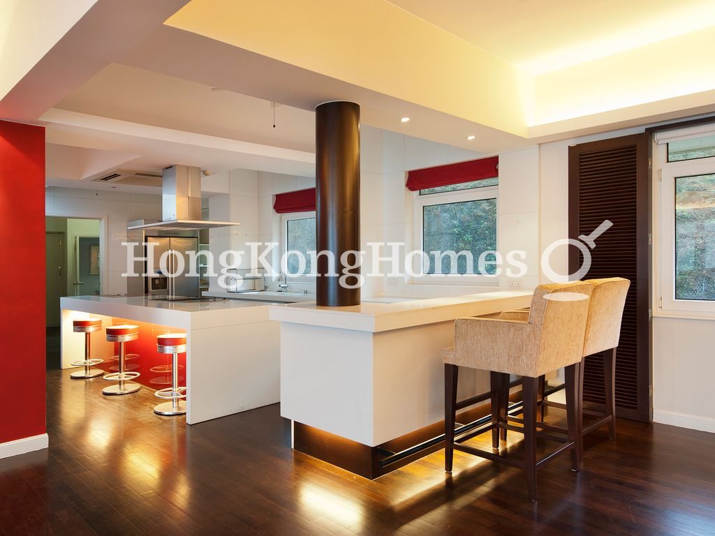 Open Kitchen — Eredine, The Peak