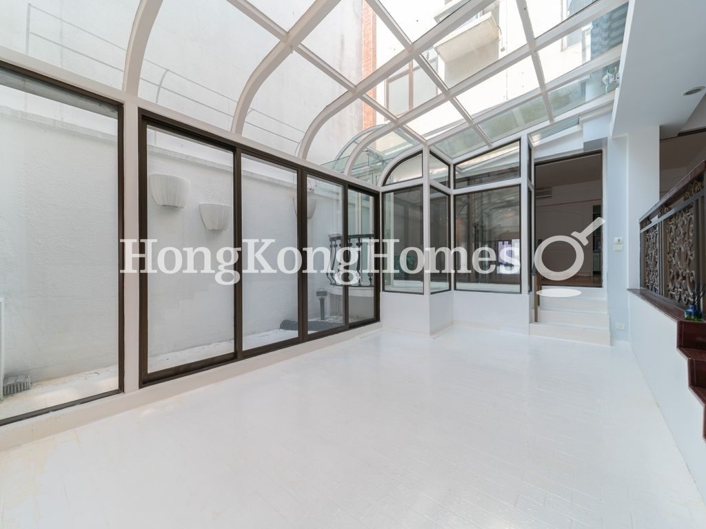 Atrium off Dining Room — Horizon Drive, 19-25, Chung Hom Kok