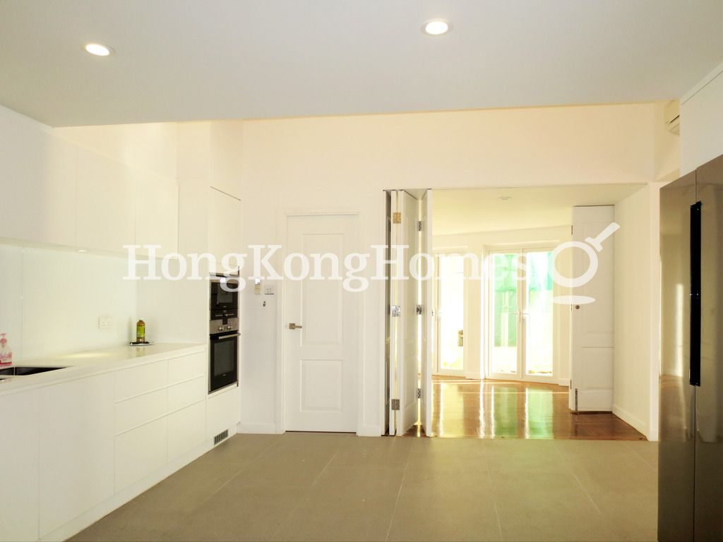 Kitchen — South Bay Road, 16-18, Repulse Bay