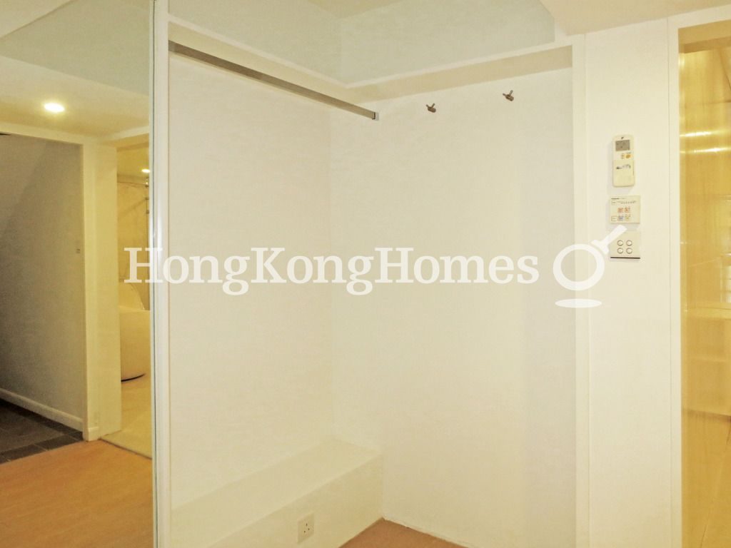 Walk-in Closet in Master Bedroom — South Bay Road, 16-18, Repulse Bay