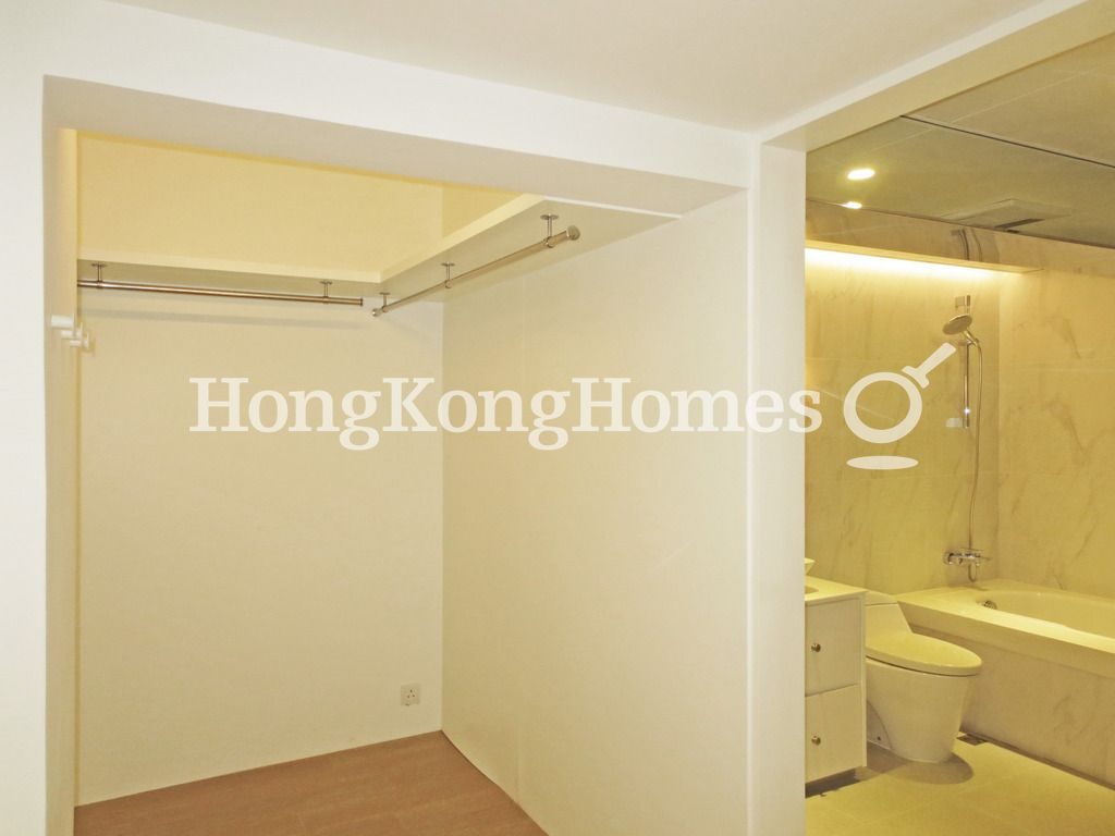 Walk-in Closet in Second Bedroom — South Bay Road, 16-18, Repulse Bay