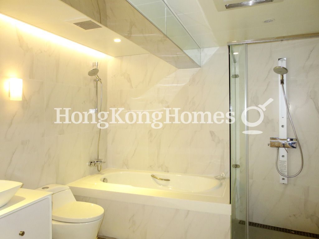 Second Ensuite Bathroom — South Bay Road, 16-18, Repulse Bay