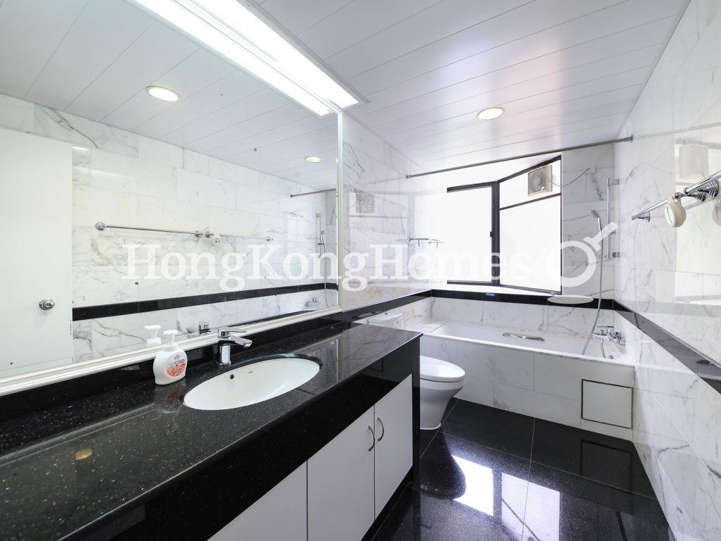 Guest Bathroom — South Bay Towers, Repulse Bay