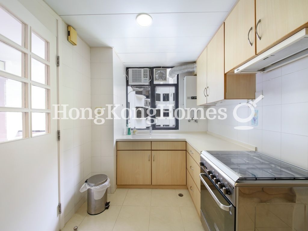 Kitchen — South Bay Towers, Repulse Bay