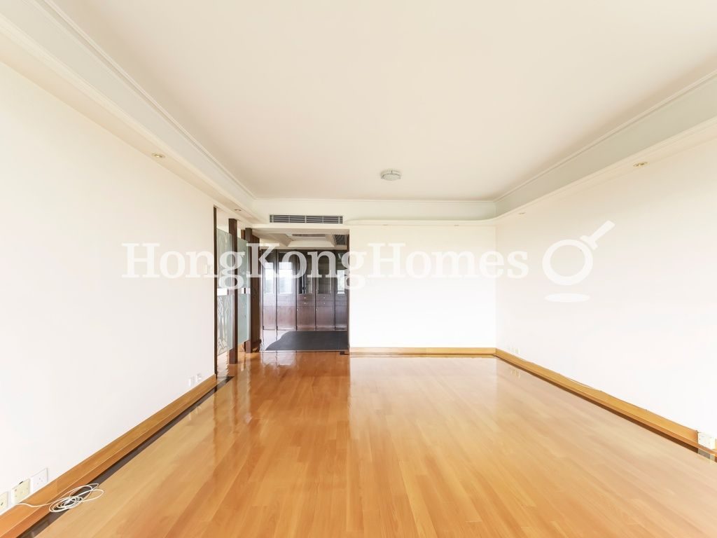 Living and Dining Room — Hong Kong Parkview - Tower 18, Repulse Bay