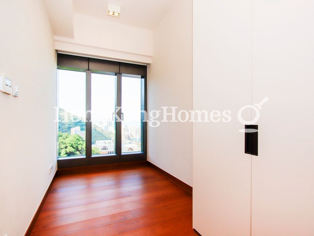 Second Ensuite Bedroom — University Heights - Tower 3, Mid-levels West