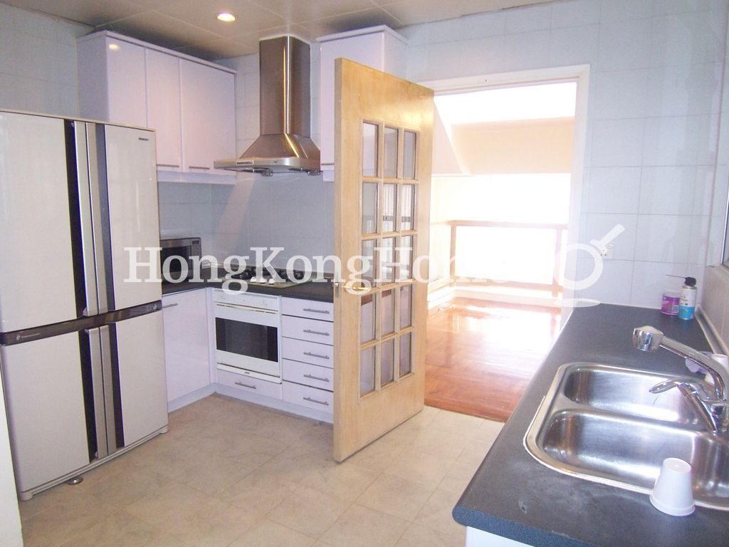 Kitchen — The Redhill Peninsula - Cedar Drive, Tai Tam