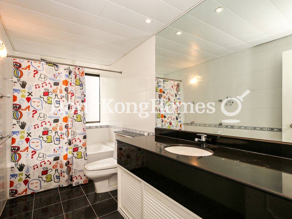 Guest Bathroom — South Bay Towers, Repulse Bay