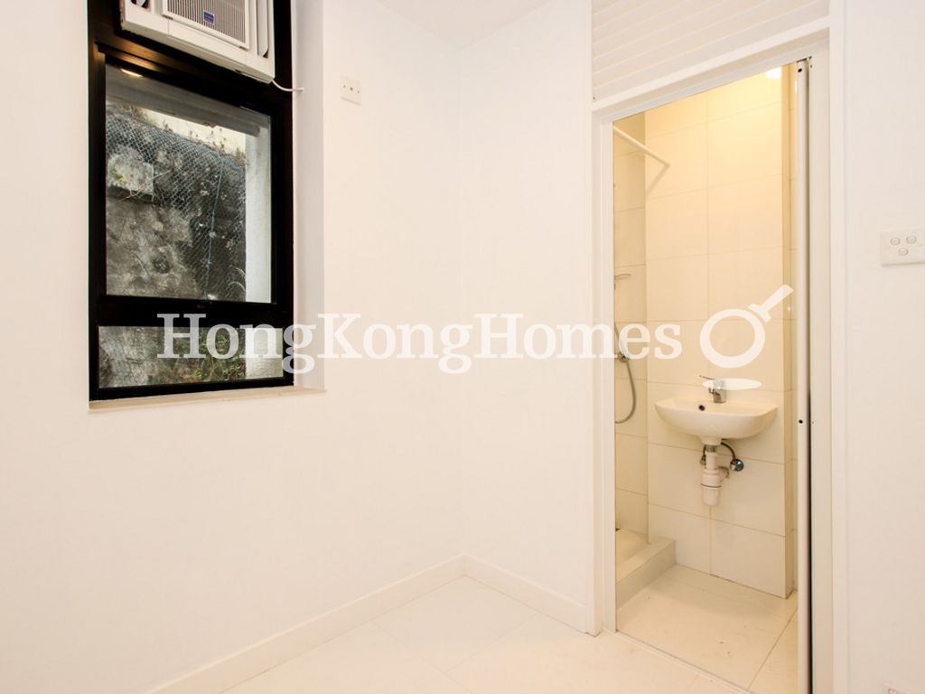 Maid's Room — Repulse Bay Mansions - Block C, Repulse Bay