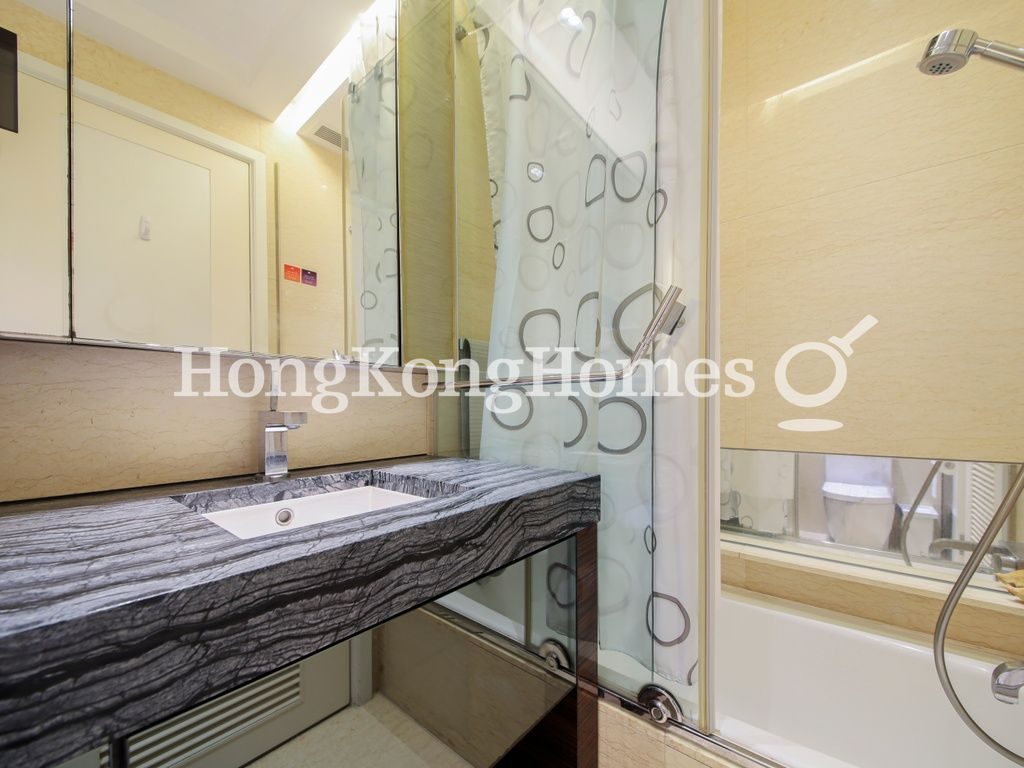 Guest Bathroom — The Cullinan I, Tsim Sha Tsui