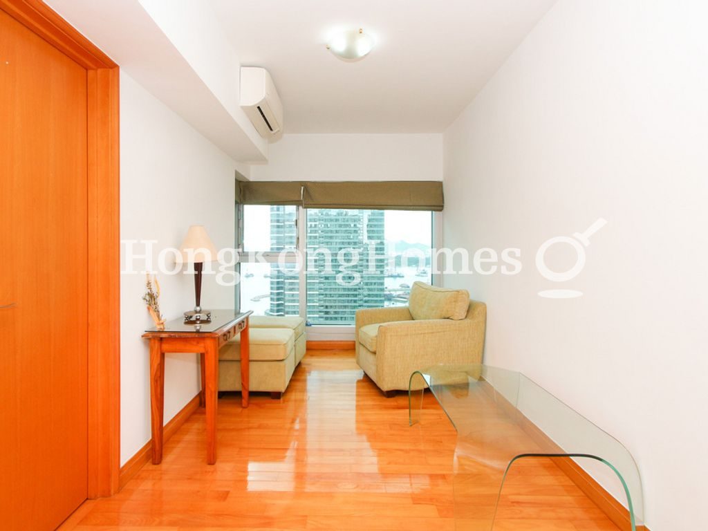 Family Room — The Waterfront - Block 05, Tsim Sha Tsui