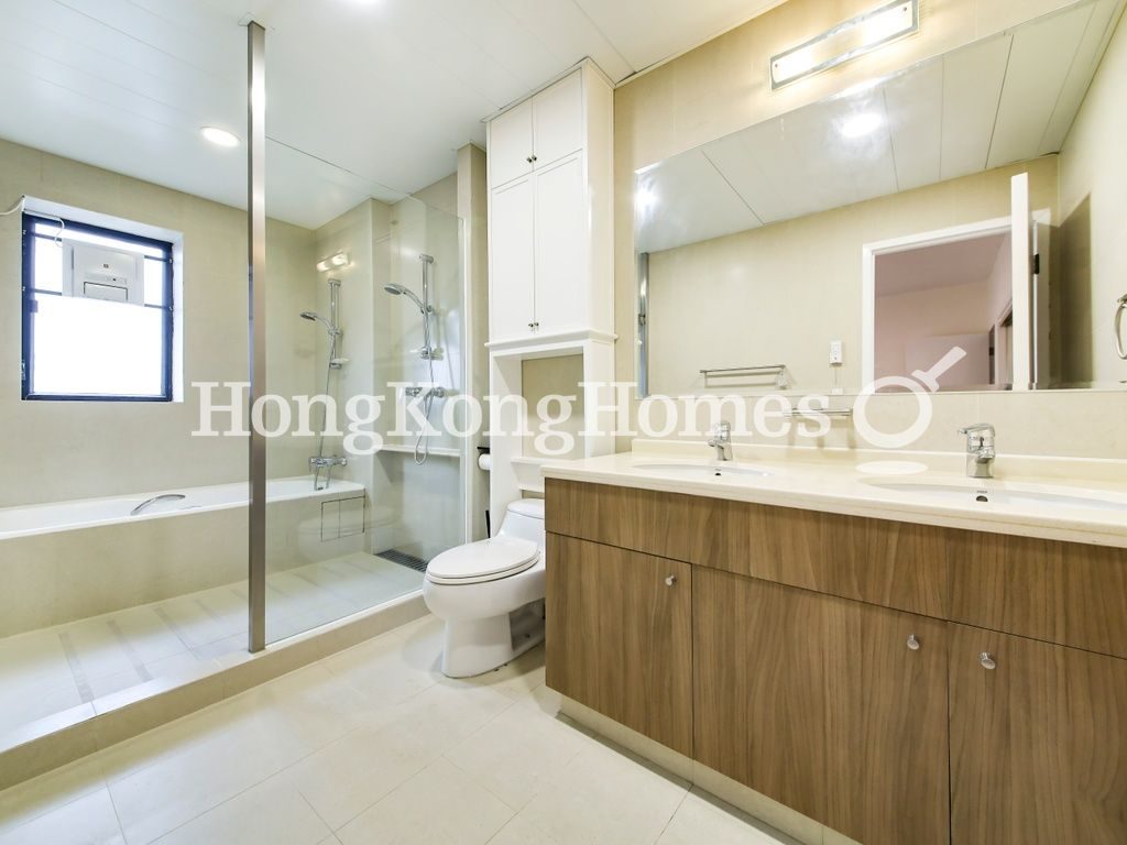 Master Bathroom — Kennedy Heights, Mid-levels Central