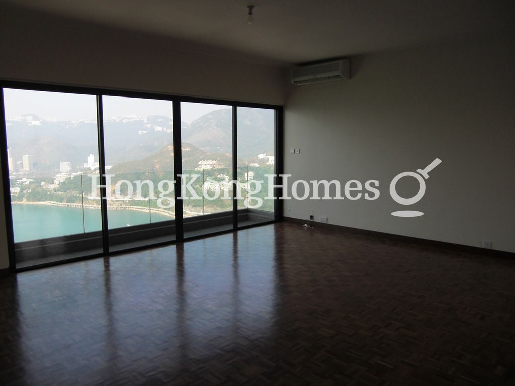 Living Room — Manhattan Tower, Repulse Bay