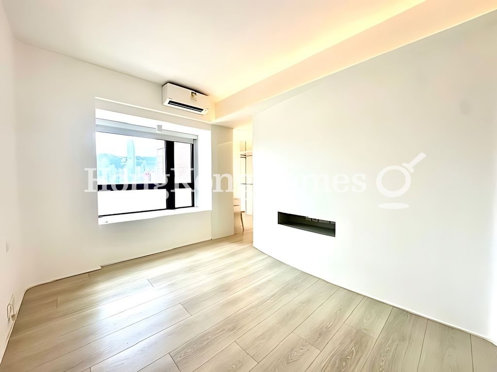 Master Bedroom — The Arch - Block 1 (Sky Tower), Tsim Sha Tsui