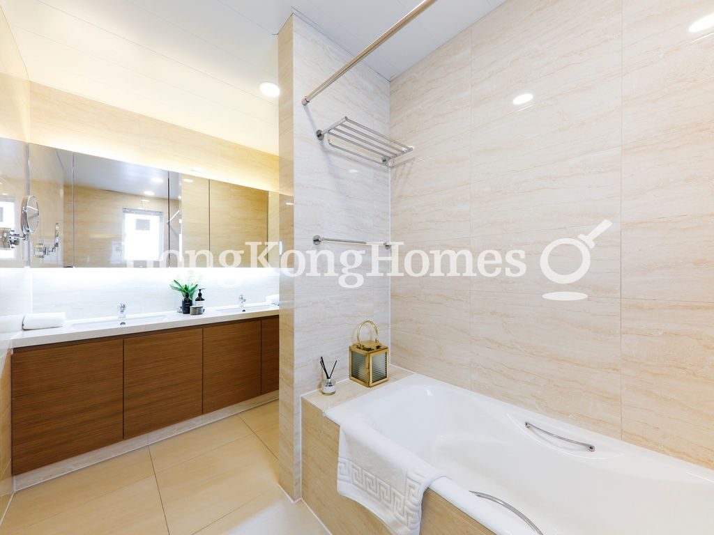 Master Bathroom — Coral Villas, Chung Hom Kok