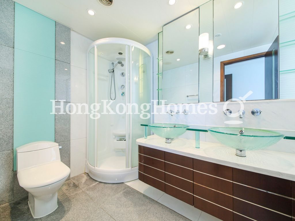Master Bathroom — The Harbourside - Tower 3, Tsim Sha Tsui