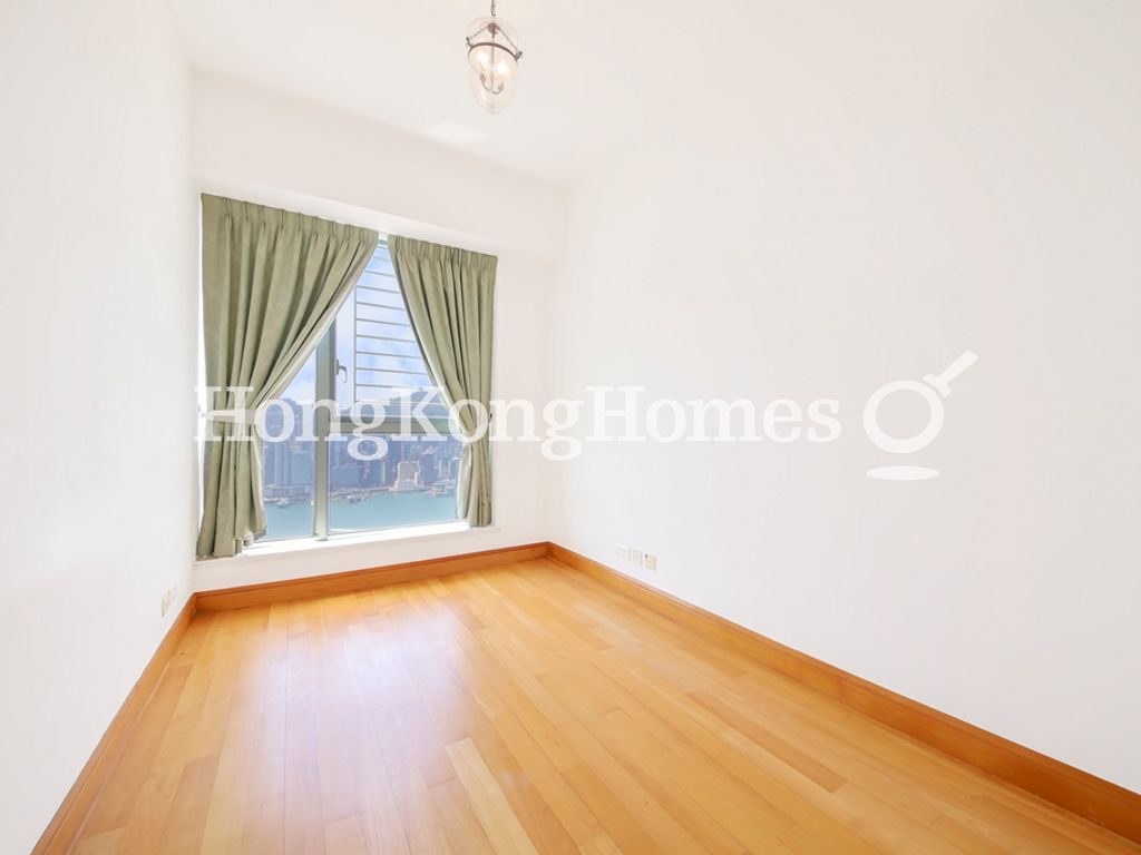 Third Bedroom — The Harbourside - Tower 3, Tsim Sha Tsui