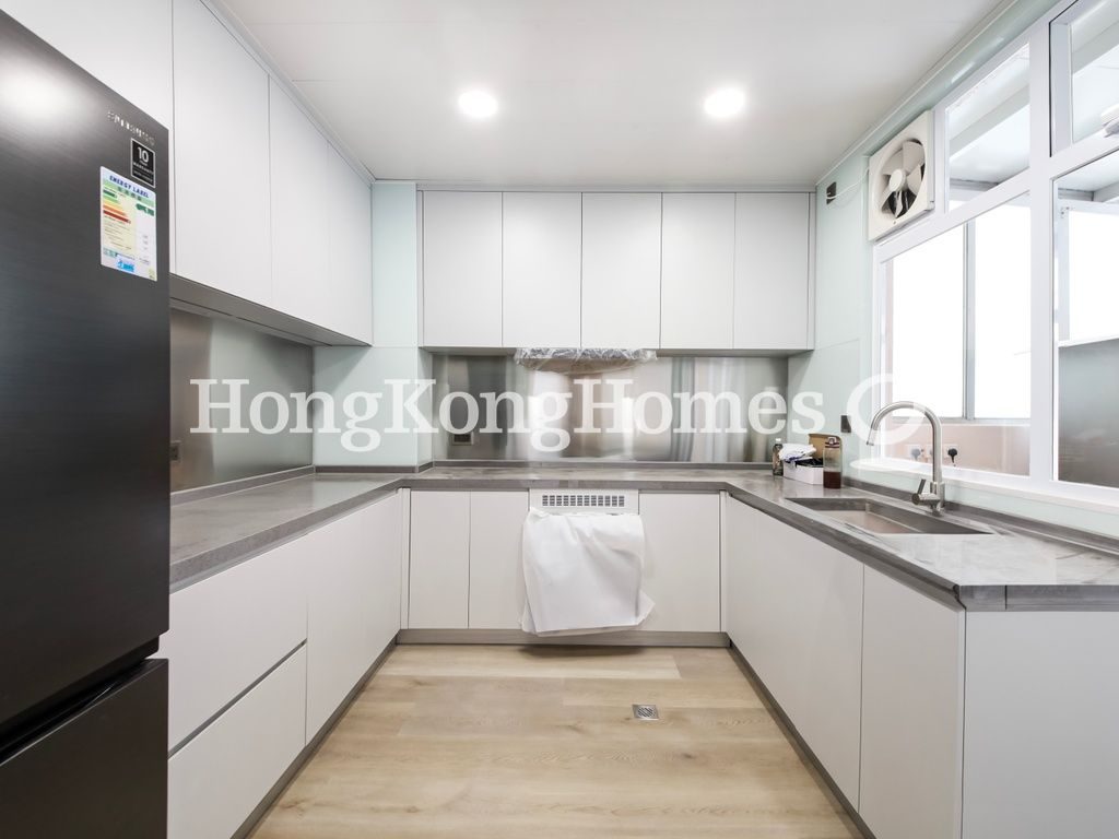 Kitchen — The Redhill Peninsula - Palm Drive, Tai Tam