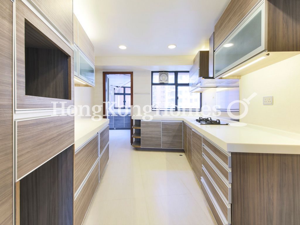 Kitchen — Dynasty Court - Block 01, Mid-levels Central