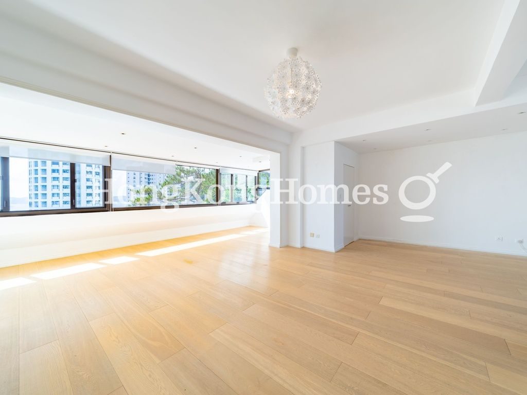 Living and Dining Room — Carrianna Sasson, Pokfulam