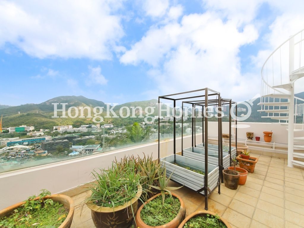 Second Private Roof Terrace — Manly Villa, Deep Water Bay