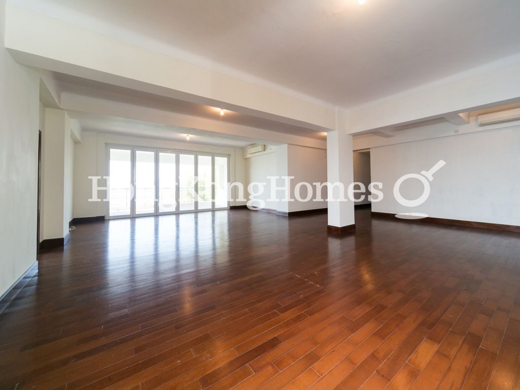Living and Dining Room — Repulse Bay Mansions - Block A, Repulse Bay
