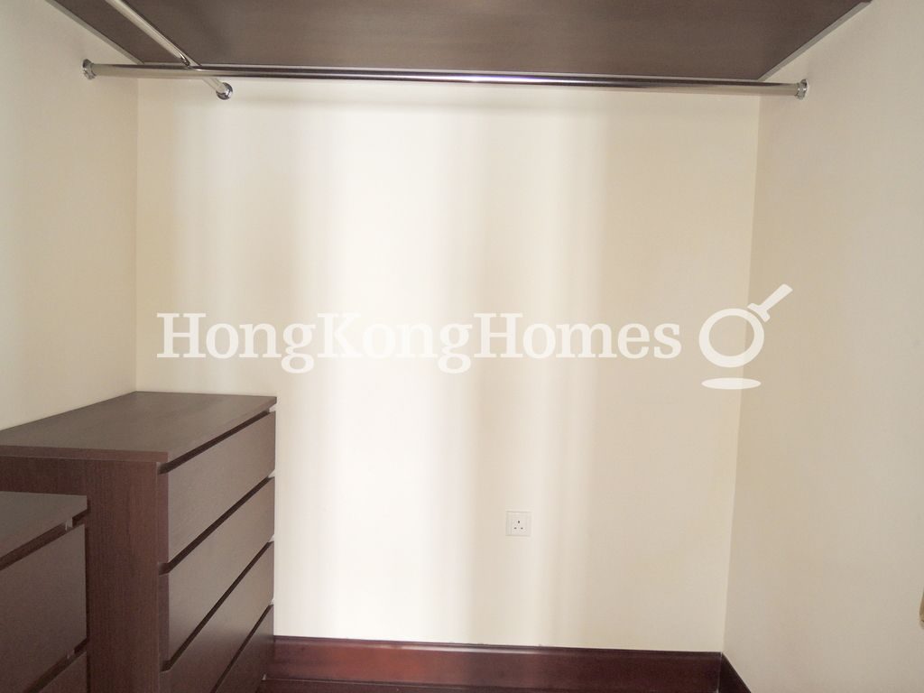 Walk-in Closet in Master Bedroom — Repulse Bay Mansions - Block A, Repulse Bay