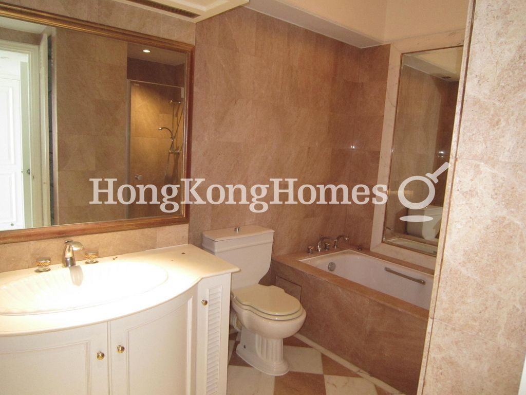 Guest Bathroom — Stubbs Road, Mid-levels East