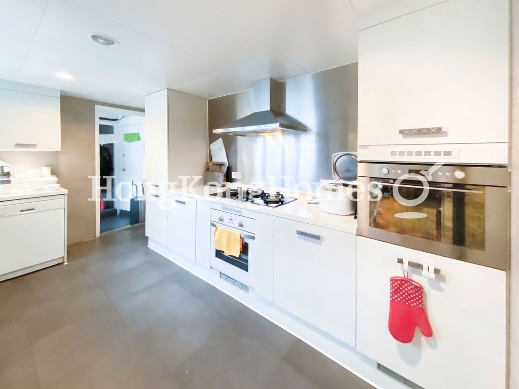Kitchen — The Redhill Peninsula - Block 04, Tai Tam