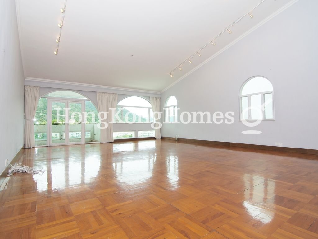 Living and Dining Rooms — Ching Sau Lane, 13-25, Chung Hom Kok