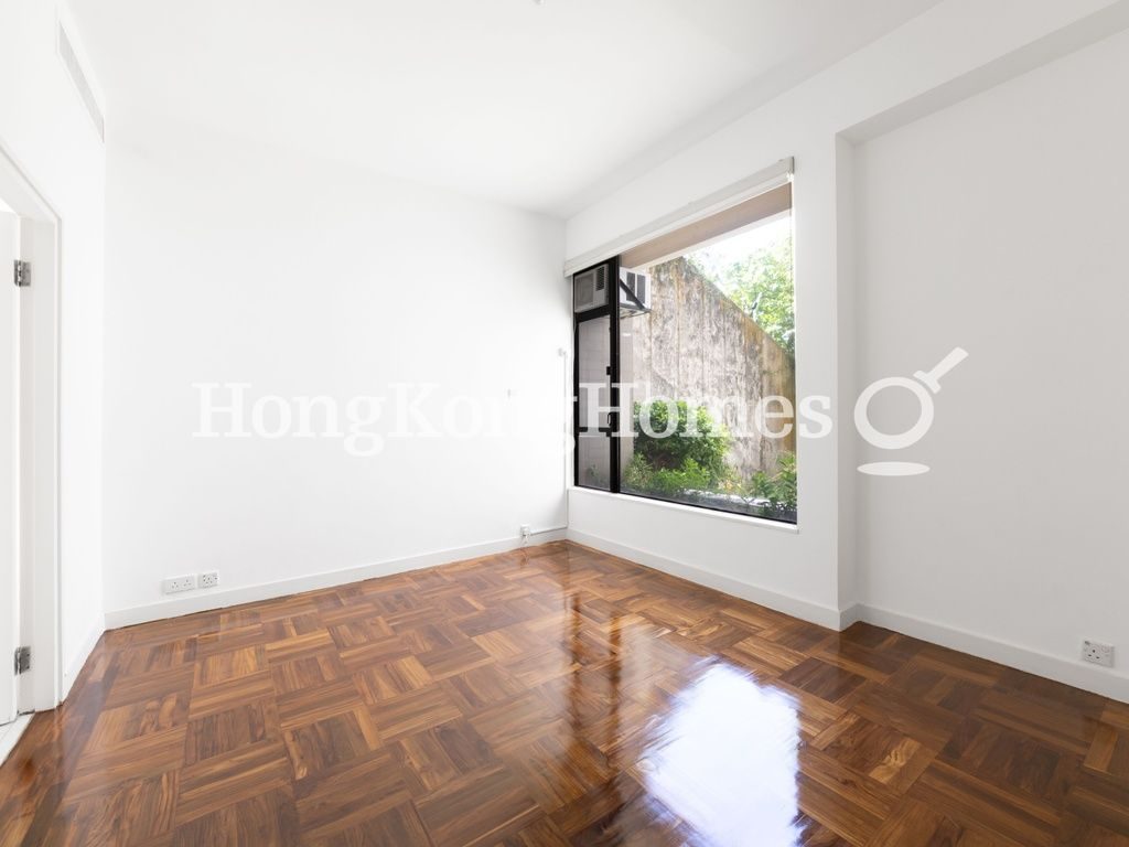 Second Ensuite Bedroom — Headland Road, 6, Chung Hom Kok