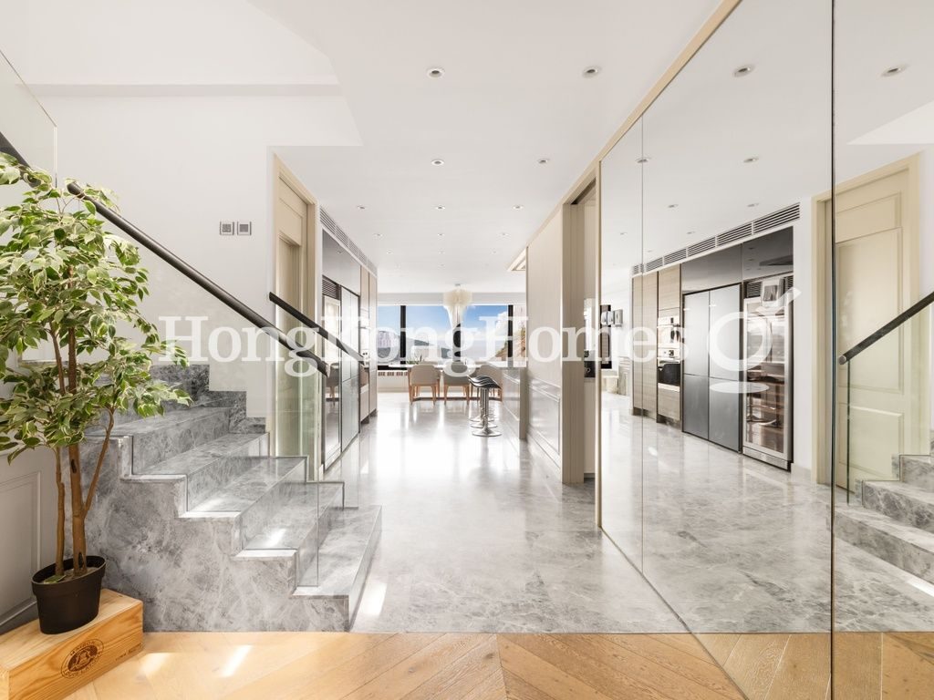 Living Room — Pinewaver Villas, Chung Hom Kok