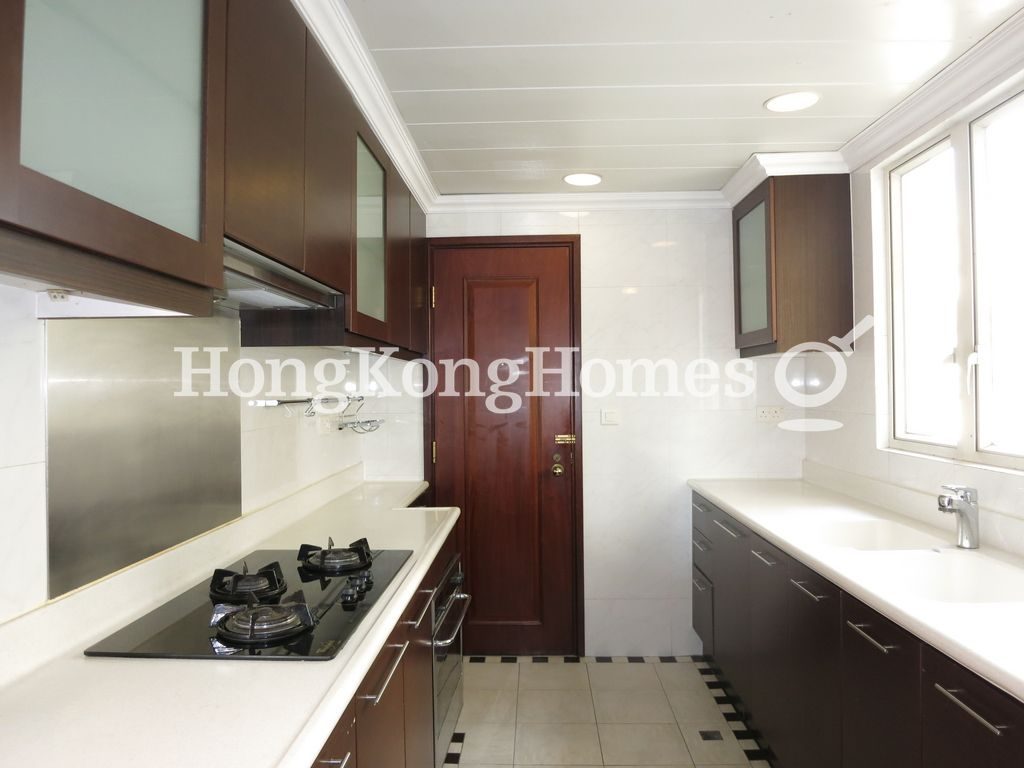 Kitchen — The Mount Austin - Block 03, The Peak
