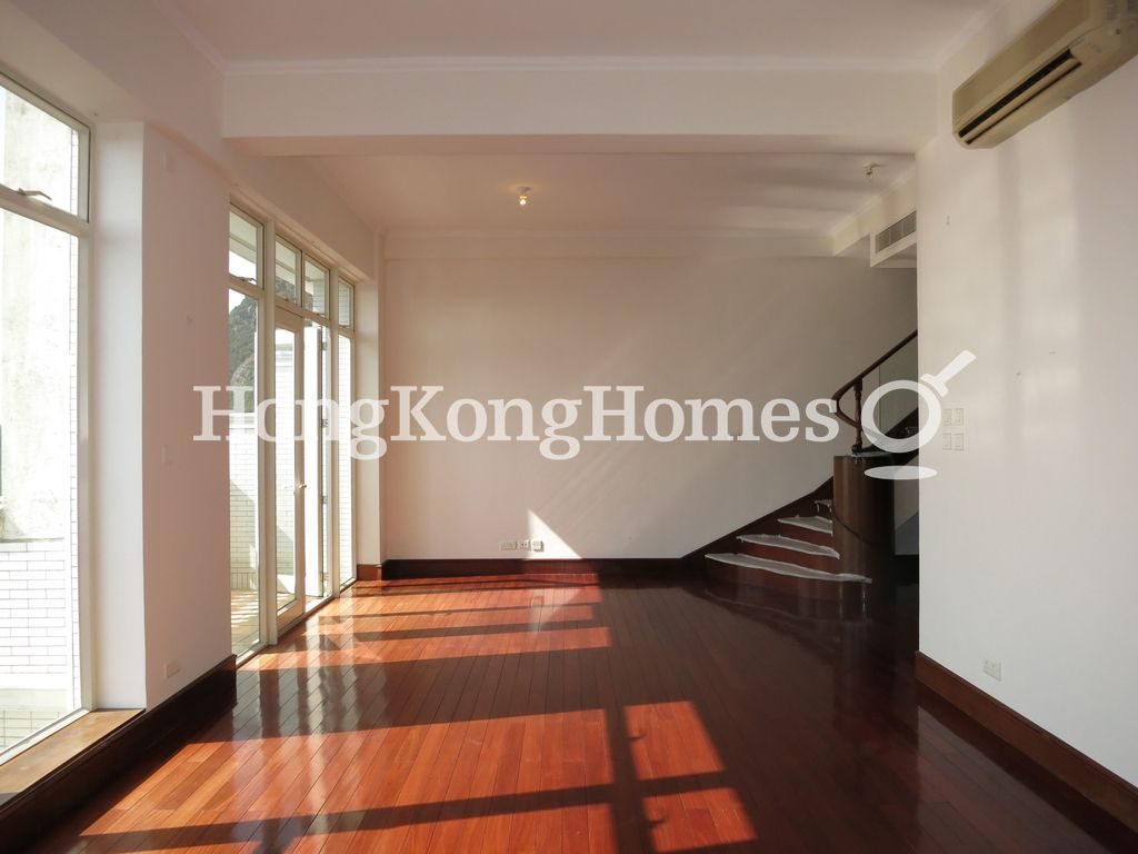 Living and Dining Room — The Mount Austin - Block 03, The Peak