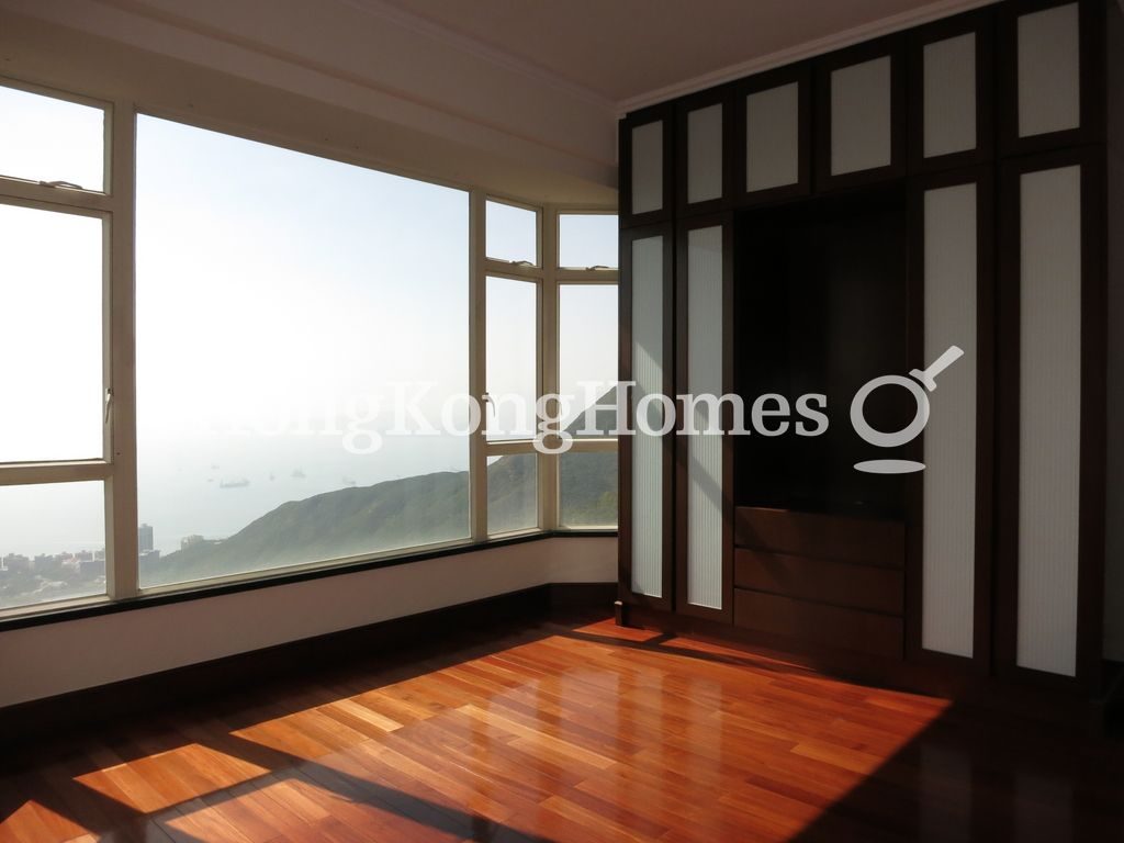Master Bedroom — The Mount Austin - Block 03, The Peak