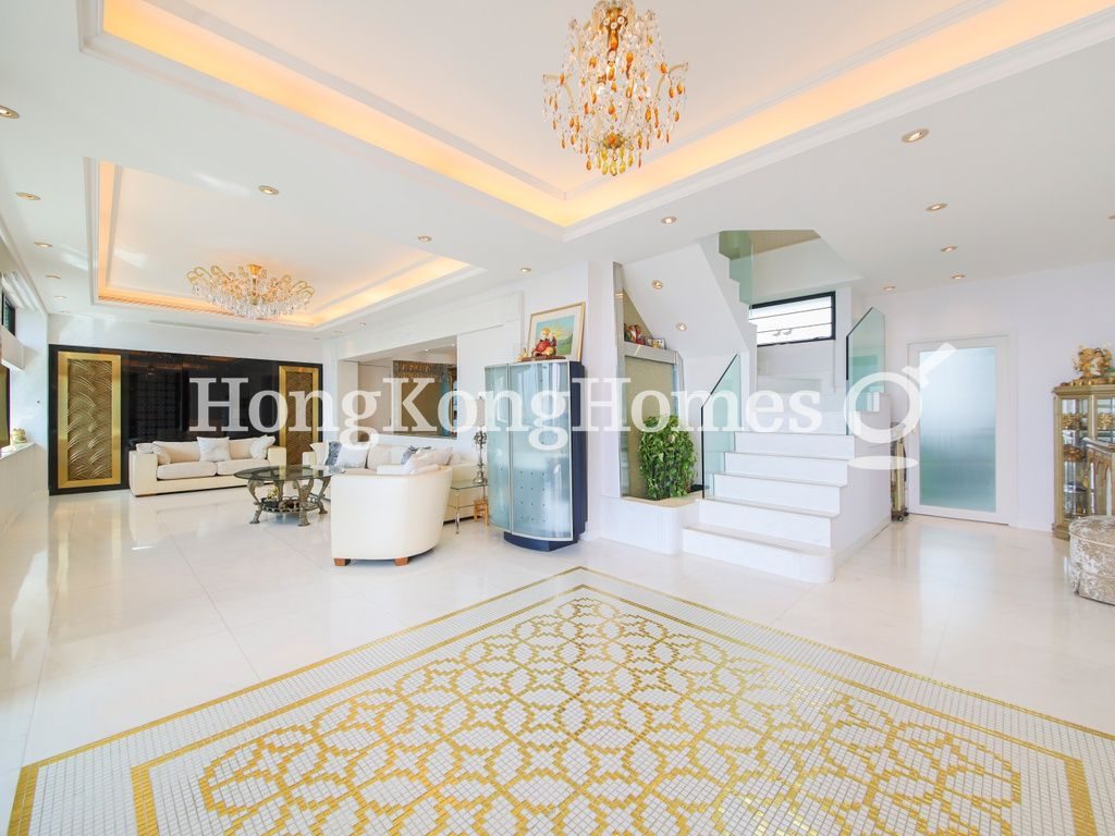Living Room — Repulse Bay Road, 37 - Block 03, Repulse Bay