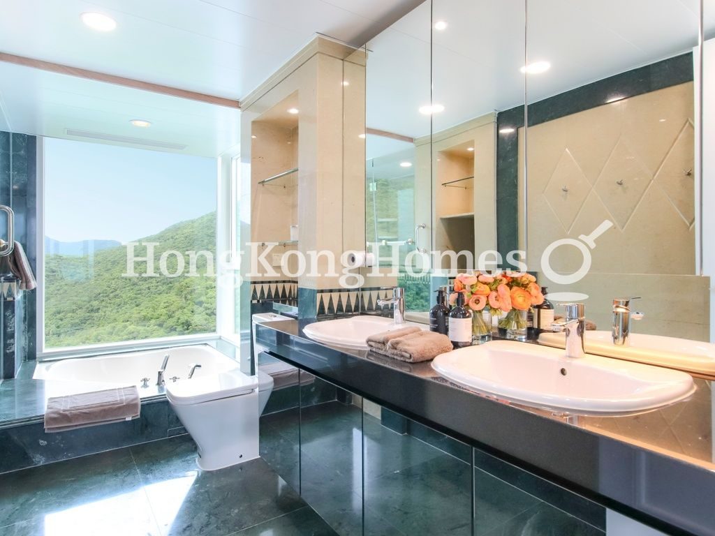 Master Bathroom — Repulse Bay Road, 127, Repulse Bay