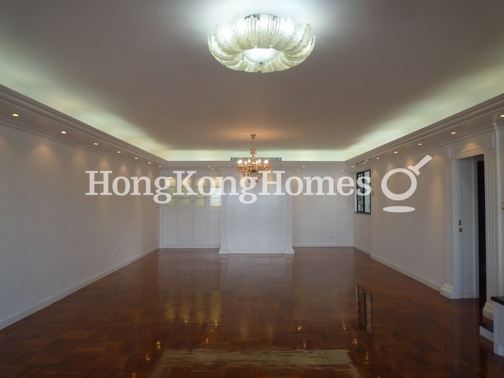 Living and Dining Room — Clovelly Court - Block 01, Mid-levels Central