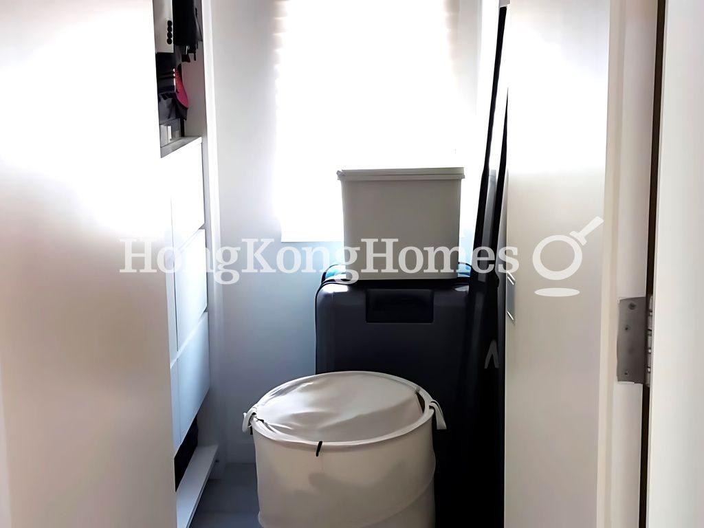 Store Room — Man On House, Wan Chai